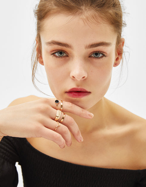 Set of combined rings